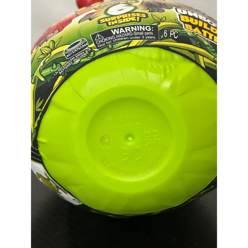 Zuru Smashers Mini Jurassic Lightup Dino Surprise Egg Series 4 Green 74107